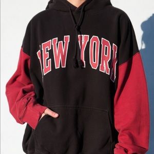 Brandy Melville New York Hoodie💜